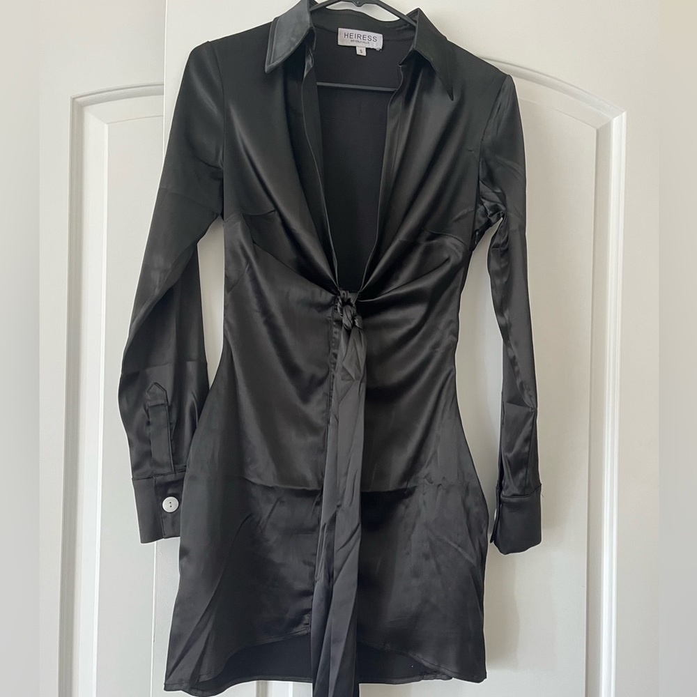 Heiress Beverly Hills Plunging T-shirt dress